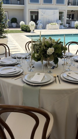 Florals & Decor